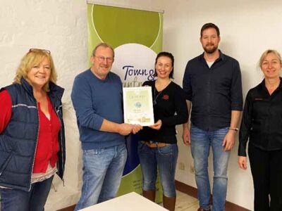 Übergabe Stiftungspreis Plan haben